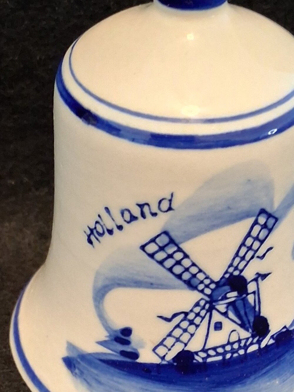 Vintage (1970s-1980s) Hand Painted Delft Blue Holland Windmill Ceramic Bell - Picture 3 of 6